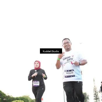 Runner Photo 7837808