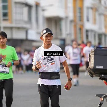 Runner Photo 7837855