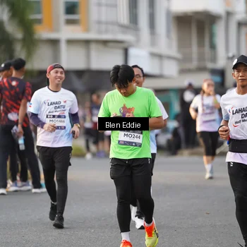 Runner Photo 7837862
