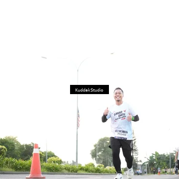 Runner Photo 7837881
