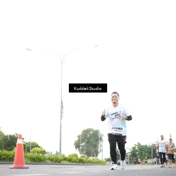 Runner Photo 7837884