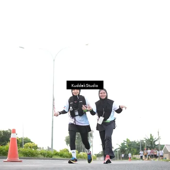 Runner Photo 7837893