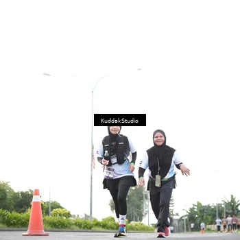 Runner Photo 7837900