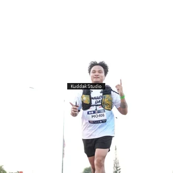 Runner Photo 7837935