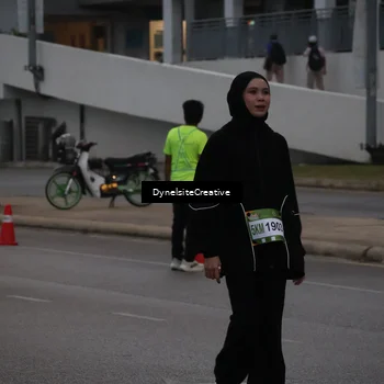 Runner Photo 7837940