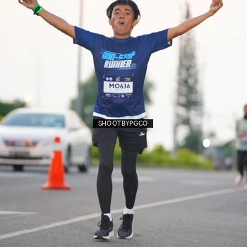 Runner Photo 7837965