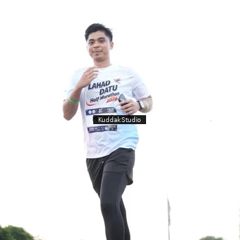 Runner Photo 7837973
