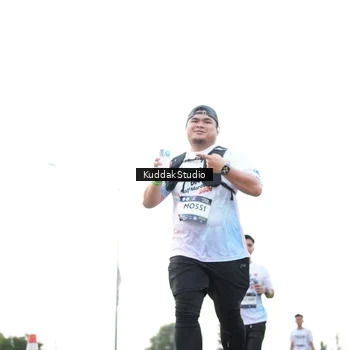 Runner Photo 7837976