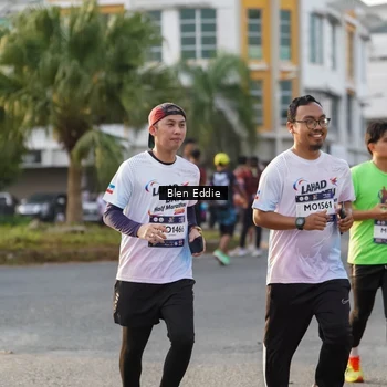 Runner Photo 7838022