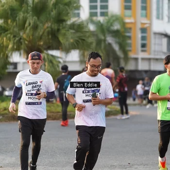 Runner Photo 7838045