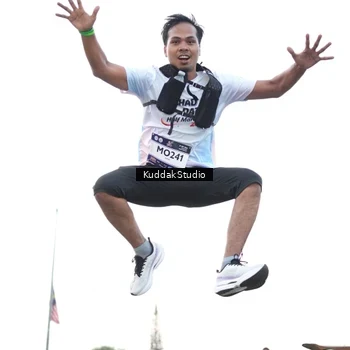 Runner Photo 7838053