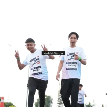 Runner Photo 7838057
