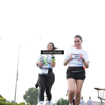 Runner Photo 7838072