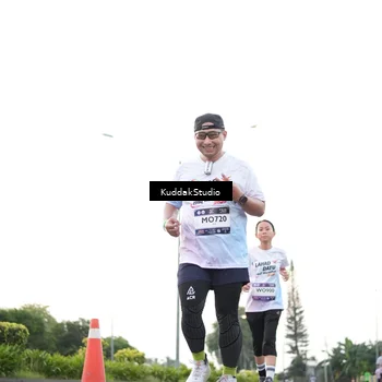 Runner Photo 7838116