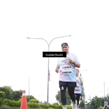 Runner Photo 7838117