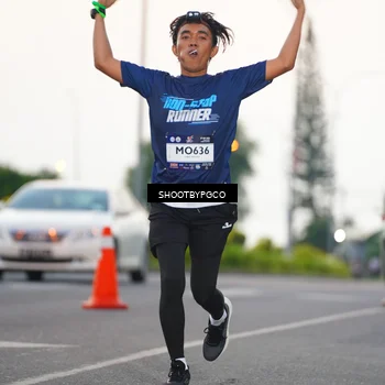 Runner Photo 7838156