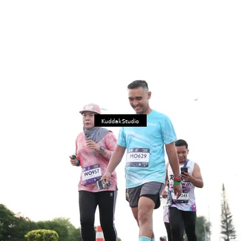 Runner Photo 7838158