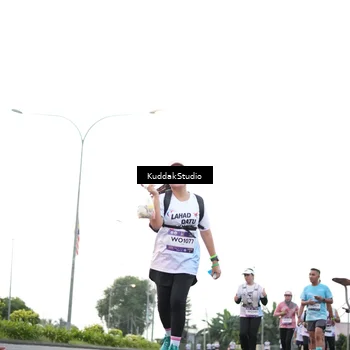 Runner Photo 7838185