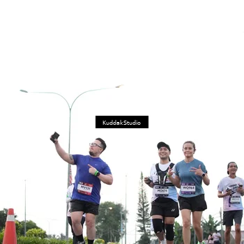 Runner Photo 7838294