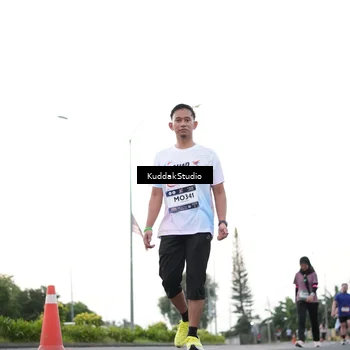 Runner Photo 7838331