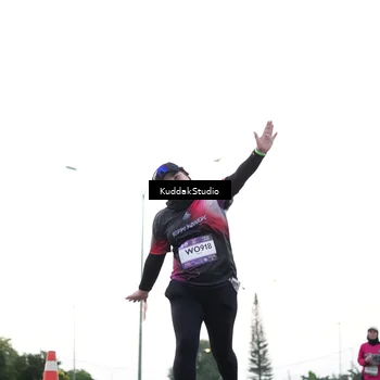 Runner Photo 7838358