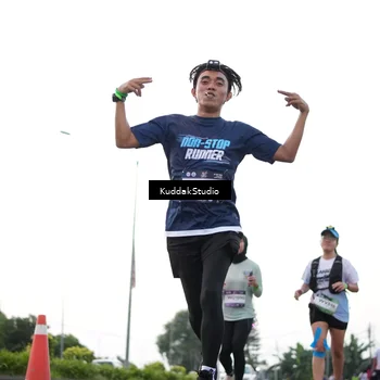 Runner Photo 7838380