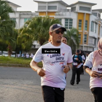 Runner Photo 7838403