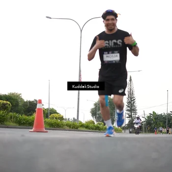 Runner Photo 7838404