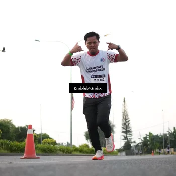 Runner Photo 7838450