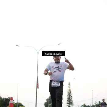 Runner Photo 7838492