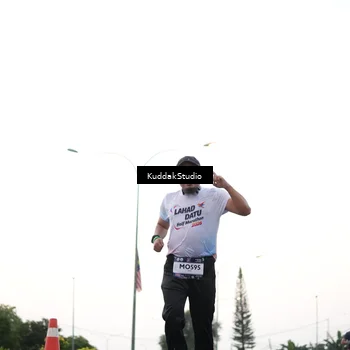 Runner Photo 7838495