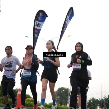 Runner Photo 7838524