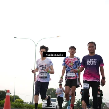 Runner Photo 7838530