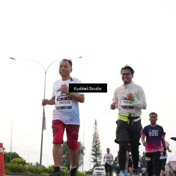 Runner Photo 7838543