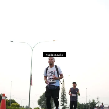 Runner Photo 7838562