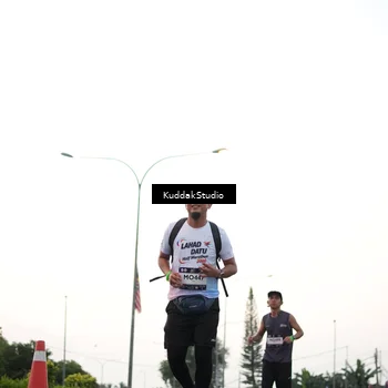 Runner Photo 7838569