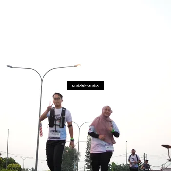 Runner Photo 7838590