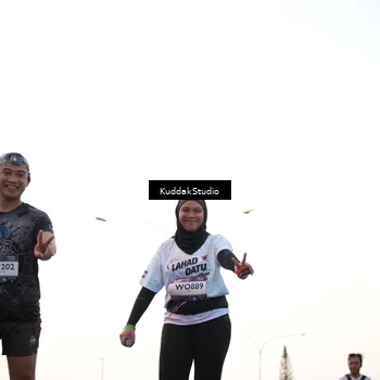 Runner Photo 7838615