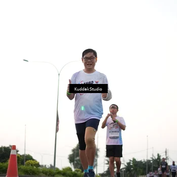 Runner Photo 7838648