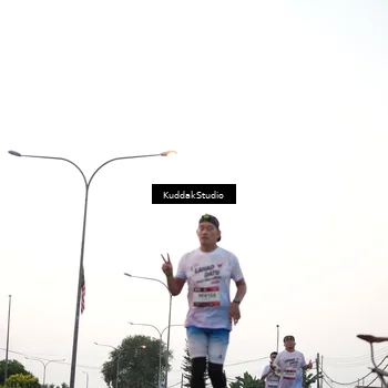 Runner Photo 7838663