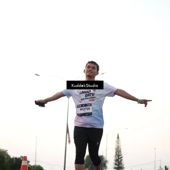 Runner Photo 7838684