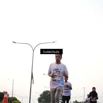 Runner Photo 7838704