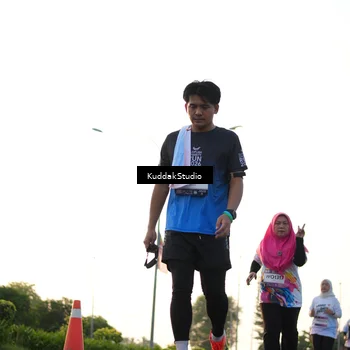 Runner Photo 7838760