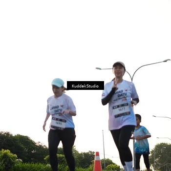 Runner Photo 7838773