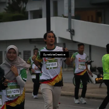 Runner Photo 7839059