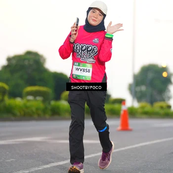 Runner Photo 7839100