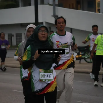 Runner Photo 7839199