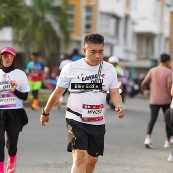 Runner Photo 7839257