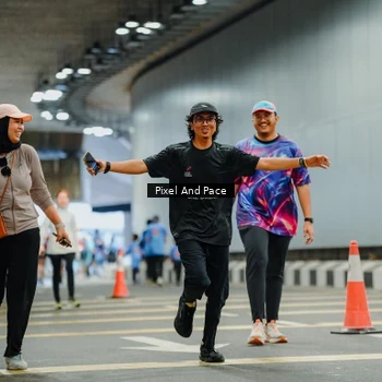 Runner Photo 7839295
