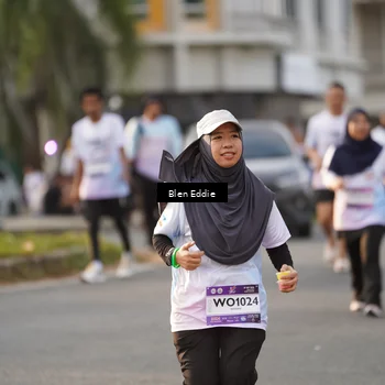 Runner Photo 7839672